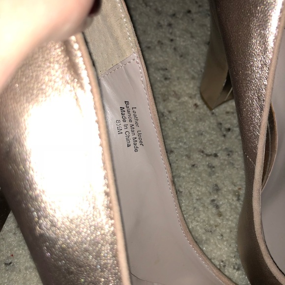 Flounce Nordstrom rose gold copper pin up pump - Picture 8 of 8